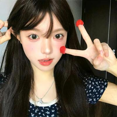 这个警察不太冷